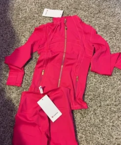 lululemon athletica clothing liquidation pallets mexico