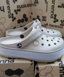pallets de crocs en liquidación